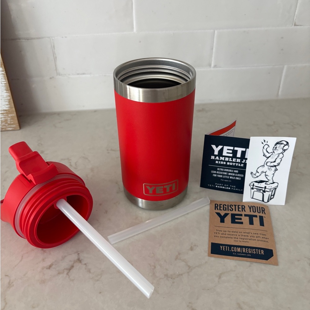 Brand New Yeti Rambler Jr 12 oz Kids Bottle Canyon Red